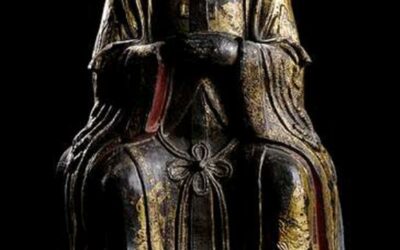 MING DYNASTY, GILT, RED AND BLACK LACQUERED BRONZE FIGURE OF DIGNITARY