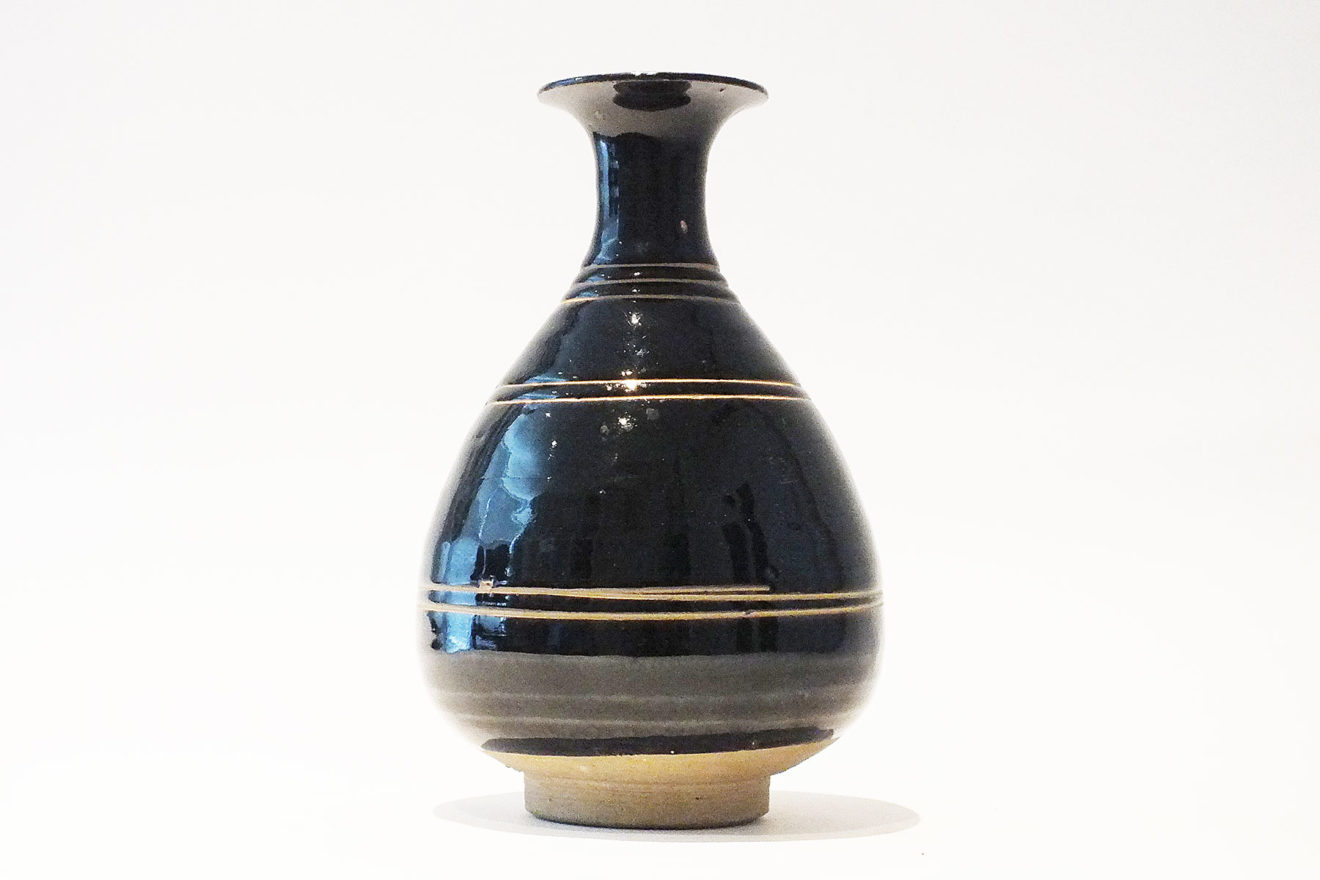 Brown-Glazed Pear Shaped Bottle Vase (3)