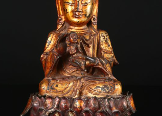 Gilt Bronze Figure Guanyin